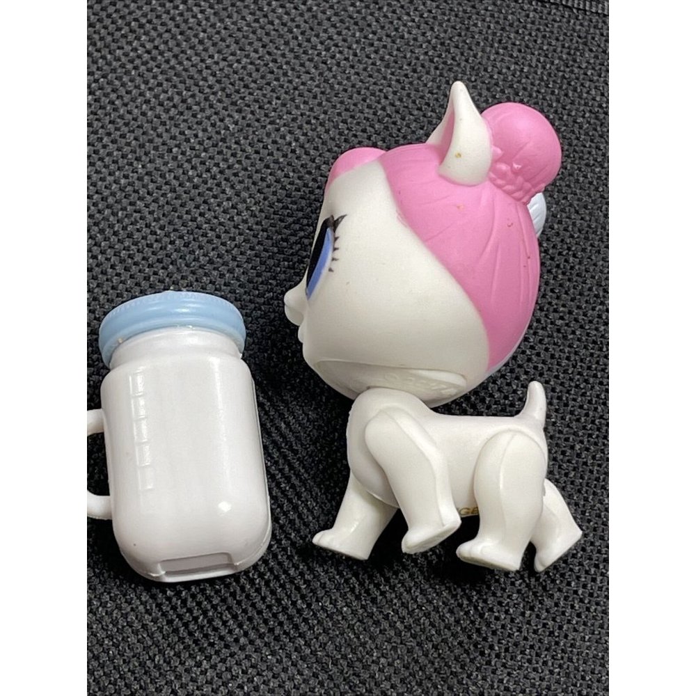 Lol Surprise Pet Series 3 Sugar Pup With Baby Goo Goo White Blue Drink Cup - Picture 4 of 9